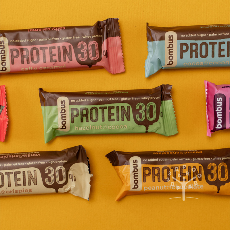 Protein bar lešnik kakao - bombus